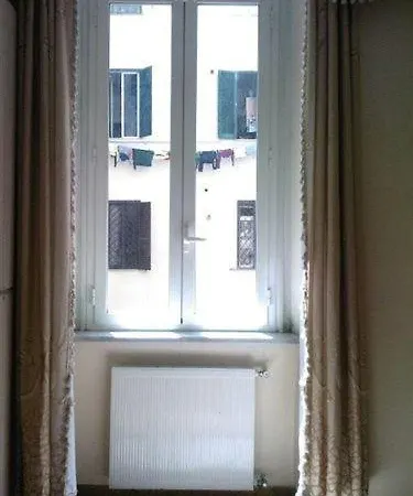 Roma Prince Inn Accommodation Gasthof