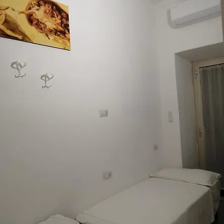 Roma Prince Inn Accommodation