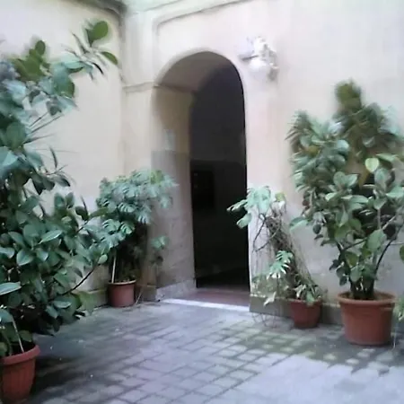 Roma Prince Inn Accommodation