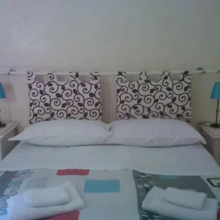 Roma Prince Inn Accommodation 2*